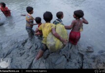 لحظات وحشتناک عبور مسلمانان روهینگیا از رودخانه (13)