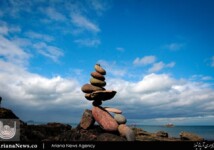 Locations next to bodies of water are popular for stone stacking as they offer lots of natural materials to work with.