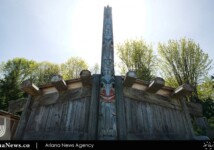 This totem pole in Stanley Park