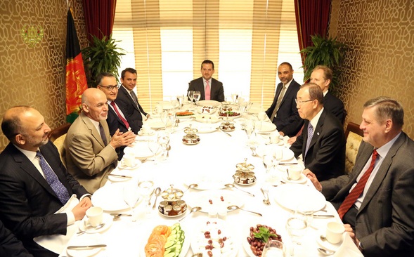 دیدار رئیس جمهور احمدزی با بانکی مون سرمنشی سازمان ملل متحد